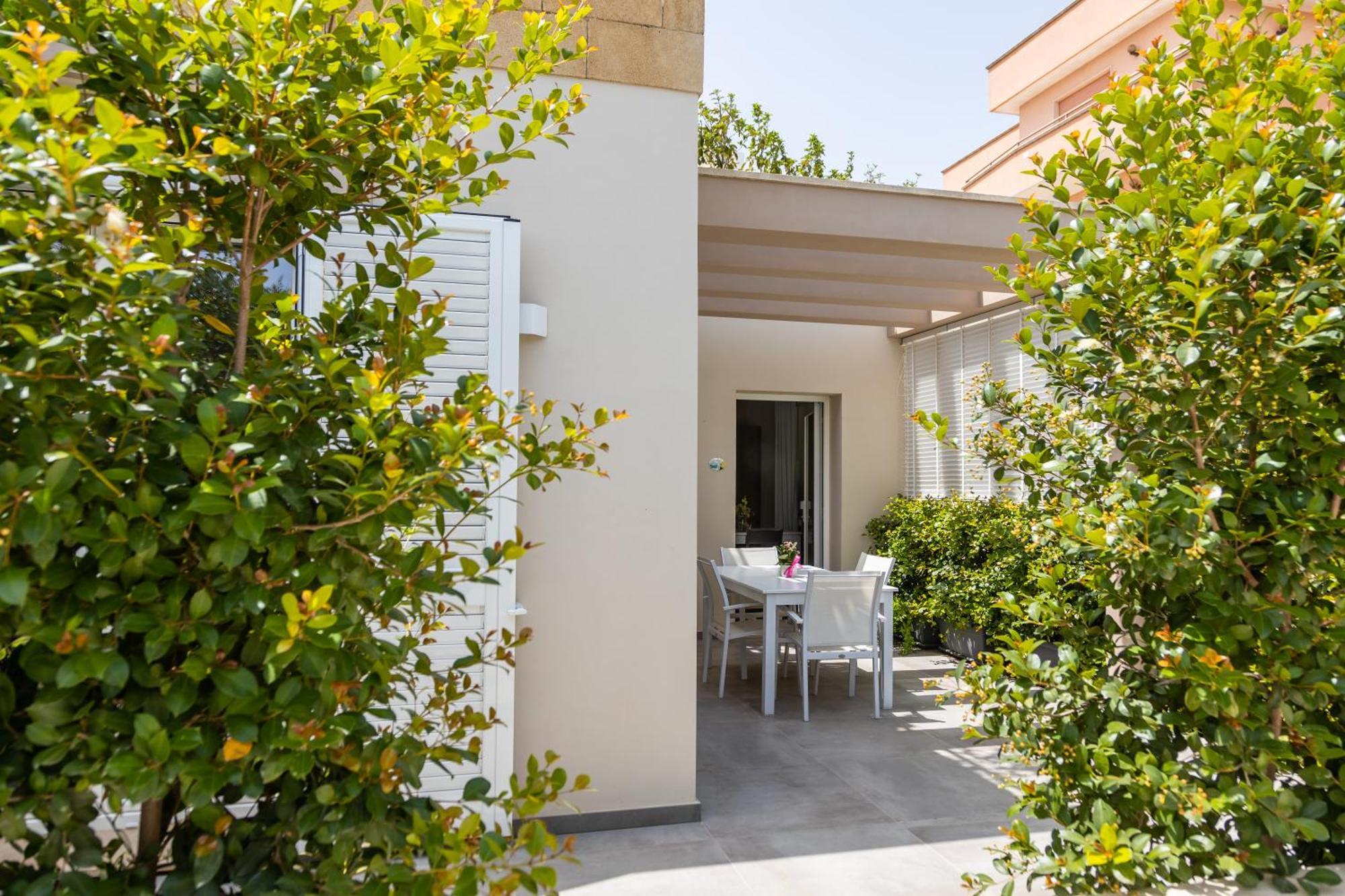 La Collina Di Montegrappa - Suites With Heated Private Pool - Suites With Shared Pool Tuglie Rom bilde