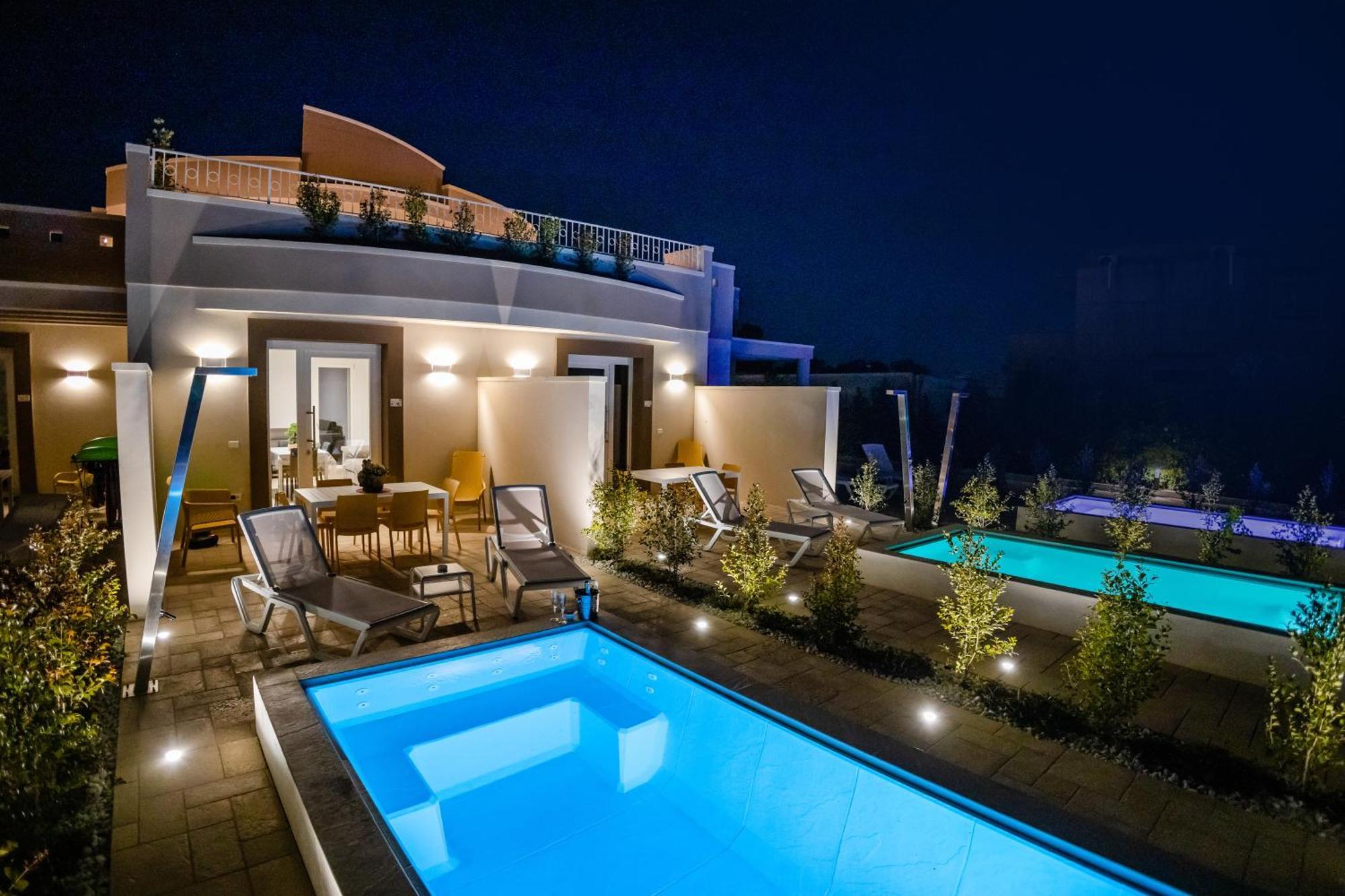 La Collina Di Montegrappa - Suites With Heated Private Pool - Suites With Shared Pool Tuglie Eksteriør bilde